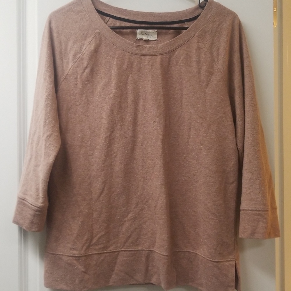 Lightweight sweater
